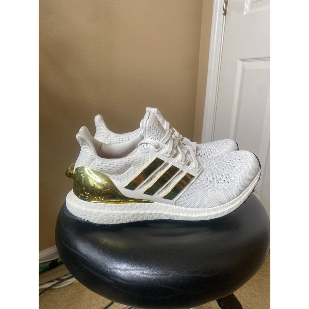 Size 8 - Fortnite x adidas UltraBoost 1.0 Victory Crown White - Picture 2 of 7